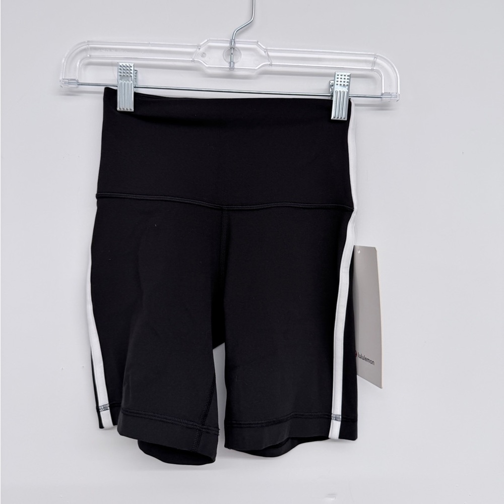 [NWT] lululemon Align side stripe short 6”, sz 2